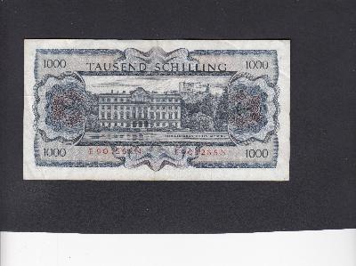 Beschrijving achterzijde: CASTLE